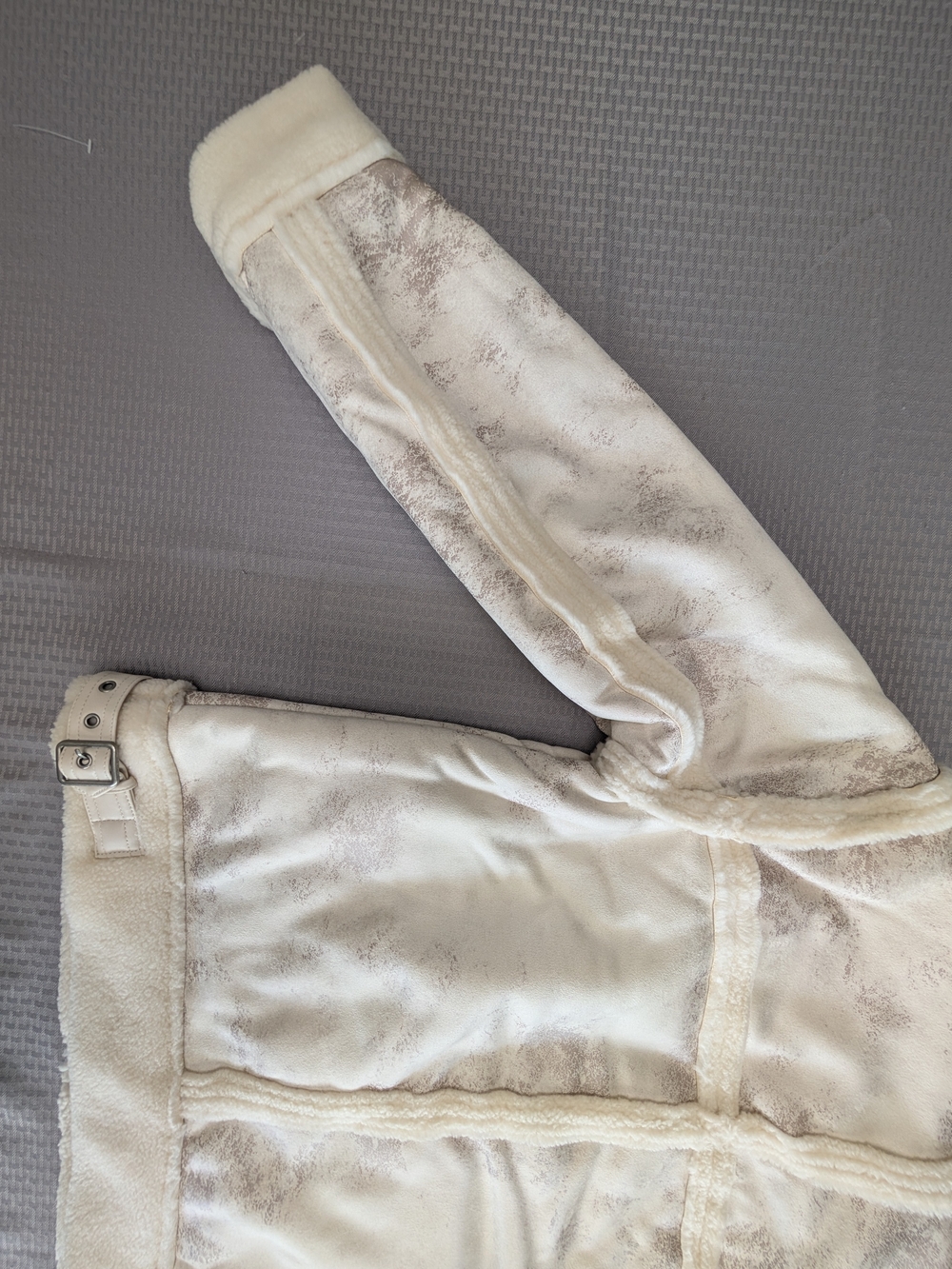 G by Giuliana Black Label Faux Suede and Shearling Zip Front Coat Size M Ivory - Picture 14 of 15